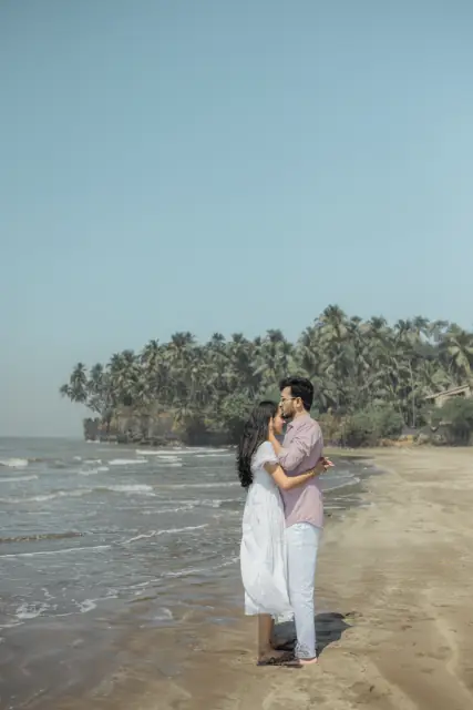 Alibaug pre wedding photograph 15
