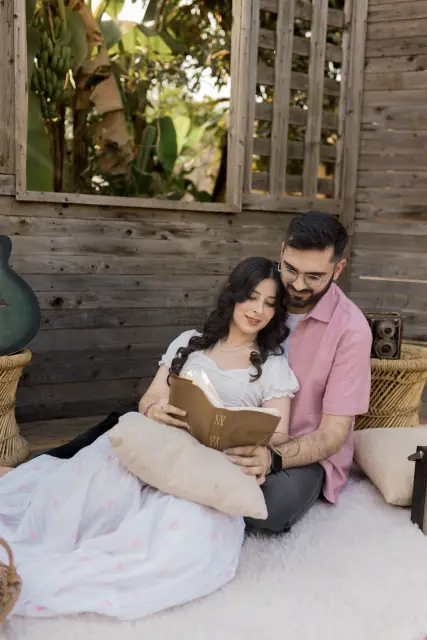 Cine City pre wedding photograph 8