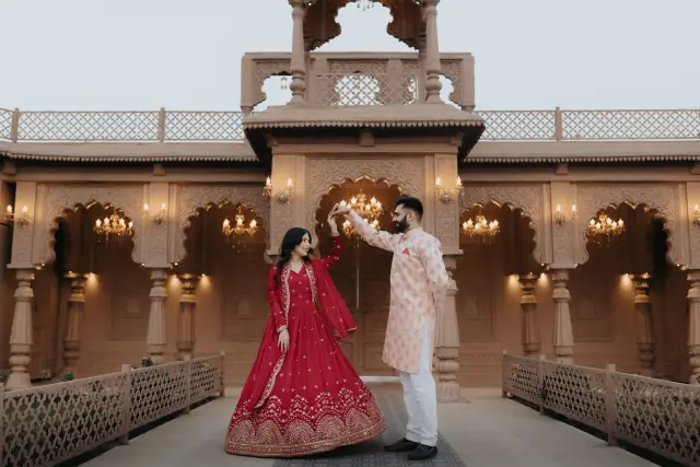 Cine City pre wedding photograph 23