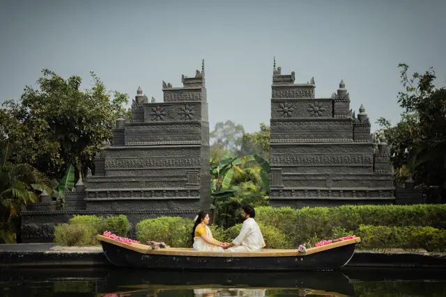 Cine City pre wedding photograph 74