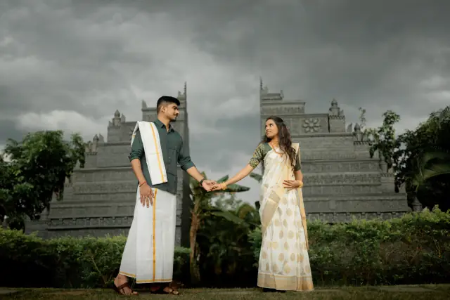Cine City pre wedding photograph 75