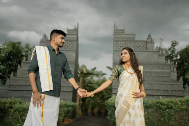 Cine City pre wedding photograph 76