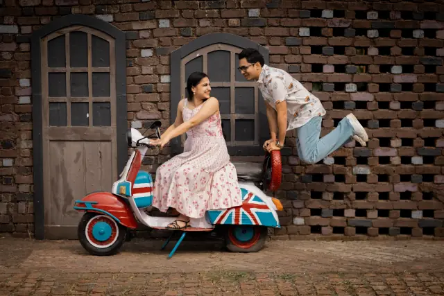 Cine City pre wedding photograph 102