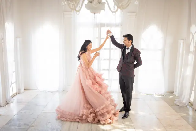 Cine City pre wedding photograph 115