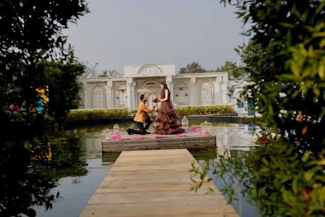 Cine City pre wedding photograph 222