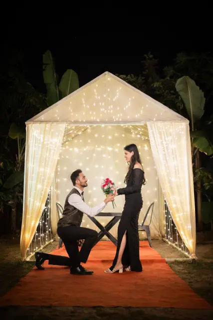 Cine City pre wedding photograph 242