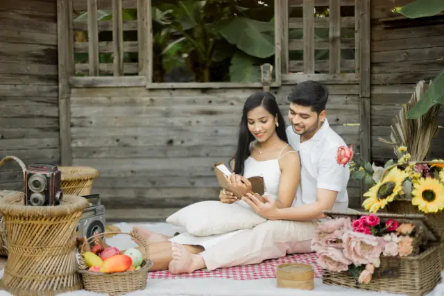 Cine City pre wedding photograph 261