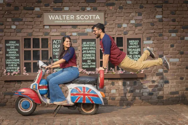 Cine City pre wedding photograph 269
