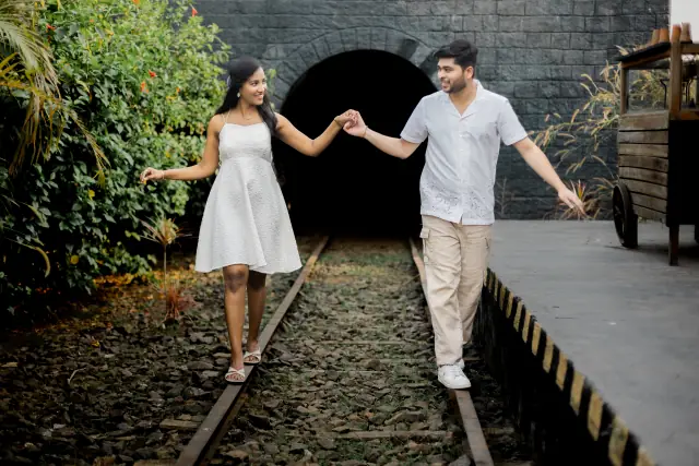 Cine City pre wedding photograph 270