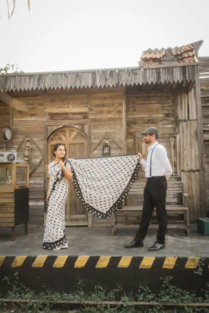 Cine City pre wedding photograph 307