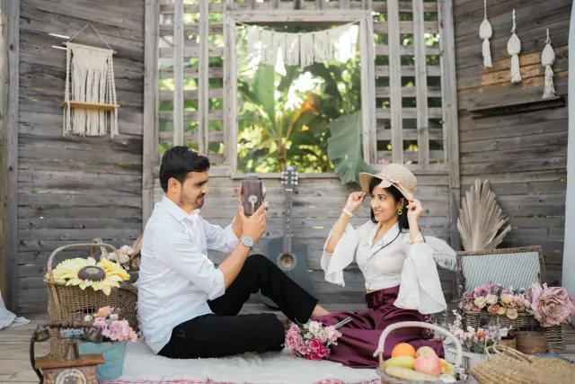 Cine City pre wedding photograph 328