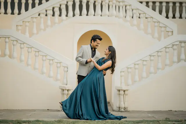 Cine City pre wedding photograph 333