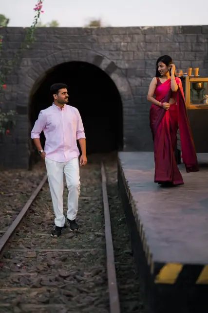 Cine City pre wedding photograph 338