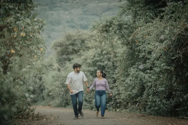 Lonavala pre wedding photograph 8